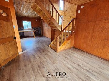 CASA EN VENTA EN EL CENTRO DE ANCUD 2D 2B