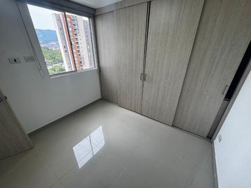 APARTAMENTO EN ARRIENDO UBICADO EN MEDELLIN SECTOR LOS COLORES