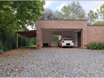 Casa en venta 3 dormitorios Villa Allende
