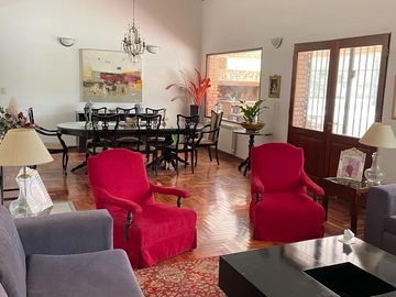 Casa en venta 3 dormitorios Villa Allende