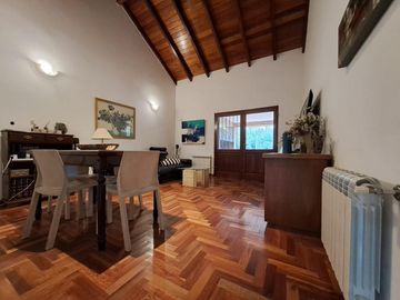 Casa en venta 3 dormitorios Villa Allende