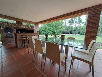 Casa en venta 3 dormitorios Villa Allende