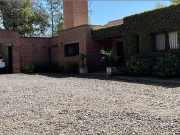 Casa en venta 3 dormitorios Villa Allende