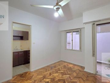Venta Departamento Dos Ambientes con Patio, Alto Palermo