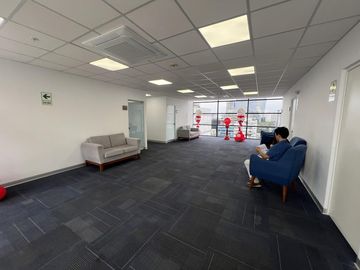 Alquiler de Oficinas Corporativas – San Isidro Financiero