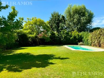 Casa con 3 dormitorios en alquiler en Santa Bárbara