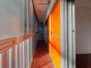 Departamento 4 ambientes en venta en Parque Patricios - Balcón Corrido - Piso Alto con Vista Abierta