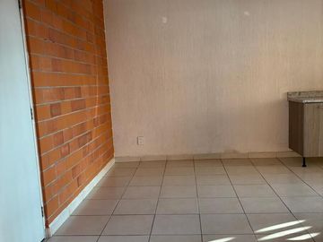 SE VENDE DEPARTAMENTO EN HUENTITAN EL BAJO