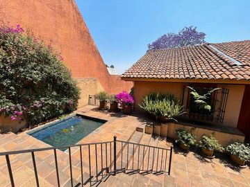 HERMOSA CASA EN RENTA EN BOSQUES DE LAS LOMAS