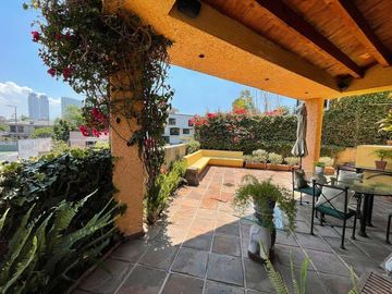 HERMOSA CASA EN RENTA EN BOSQUES DE LAS LOMAS