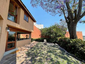 HERMOSA CASA EN RENTA EN BOSQUES DE LAS LOMAS