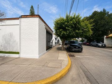 Renta Oficinas en Jardines del Bosque