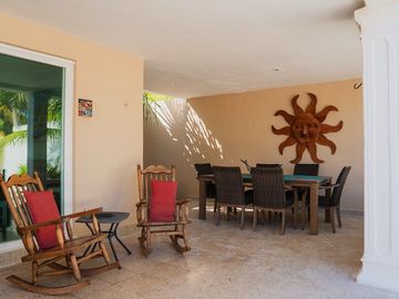Casa de gran terreno frente al mar de Telchac Pto. Yucatán
