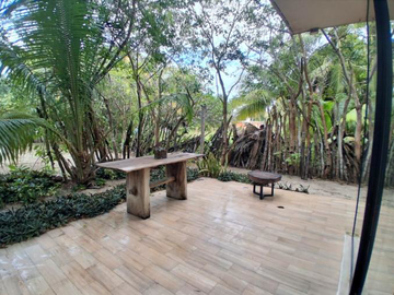 Casa a metros del mar con paneles solares y en privada, Telchac Pto.