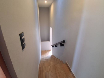Casa a metros del mar con paneles solares y en privada, Telchac Pto.
