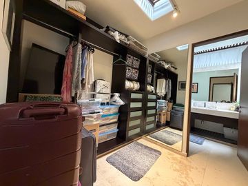 SE VENDE CASA EN FRACCIONAMIENTO EXCLUSIVO EN CUERNAVACA!!!