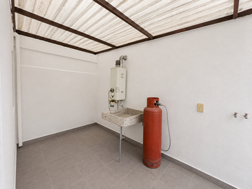 Departamento en RENTA con cochera en Hacienda Viñedos