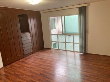 Casa con excelentes espacios en Ciudad Brisa, Naucalpan
