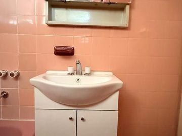 Departamento en Alquiler (Urquiza al 1000) de 2 Amb.