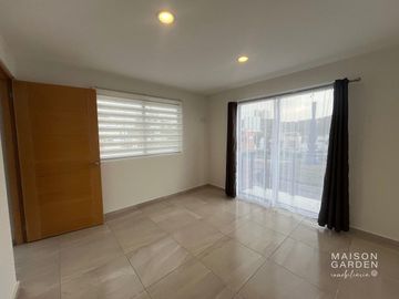 Casa en venta en Aqua 1, con 4 recámaras