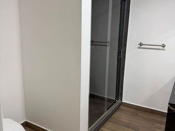 Casa totalmente remodelada en venta en Ciudad Satélite