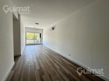 EXCELENTE 4 AMBIENTES CON COCHERA en Villa Pueyrredón