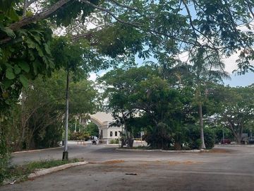 TERRENO EN VENTA LISTO PARA CONSTRUIR RESID. XCANATÚN, CARRETERA MÉRIDA-PROGRESO