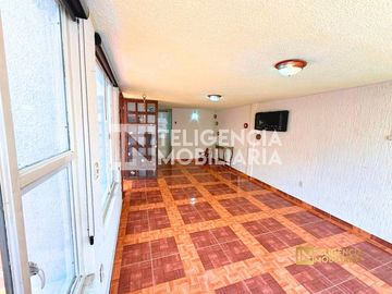 CASA EN VENTA EN FRACCIONAMIENTO JOYAS DE SAN MATEO