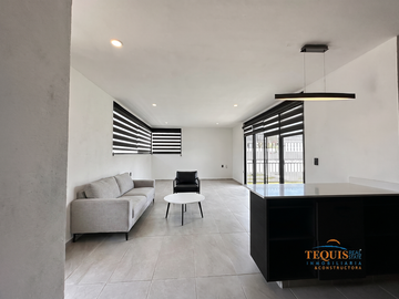 CASA EN VENTA EN TEQUISQUAPAN EN LA MEDIA LUNA I Alhucema