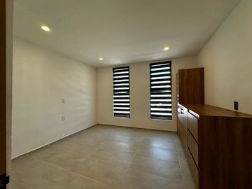 CASA EN VENTA EN TEQUISQUAPAN EN LA MEDIA LUNA