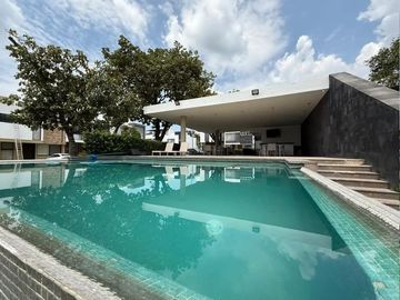 Casa en venta dentro de coto Manzanos, Capital Norte