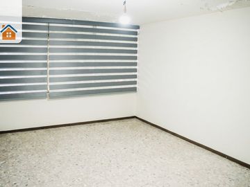 Casa en venta en Ladrón de Guevara, Guadalajara