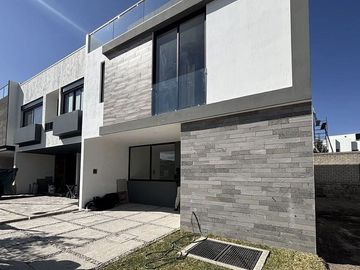 Nueva casa de Venta Coto Altanza - Solares, Zapopan