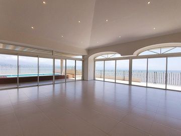 Hermoso Penthouse con alberca en Porto Fino, Marina Puerto Vallarta