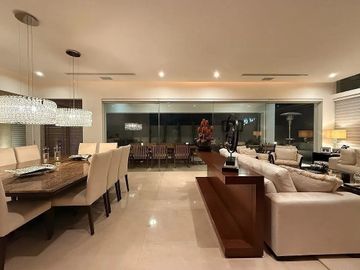 Residencia Casa de Lujo en Venta en Valle Real, Zapopan