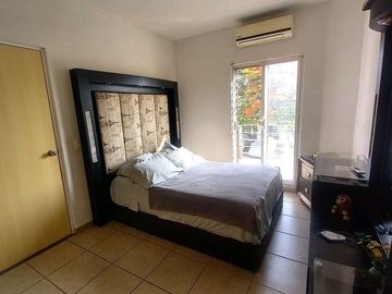 CASA EN VENTA EN SOLARES, XOCHITEPEC: TU NUEVO HOGAR EN MORELOS