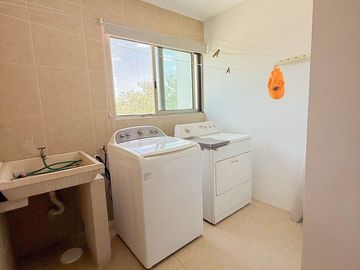 CASA EN VENTA MERIDA, DZITYA, MOD. JARDINES, ENTREGA INMEDIATA.
