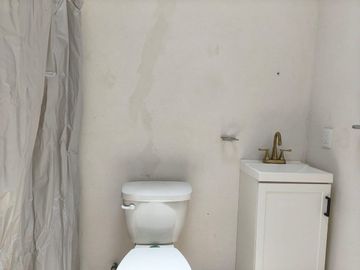 Casa 3 habitaciones en la Pradera, cercano a transporte publico