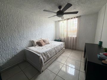 Departamento en Venta Col. La Calma