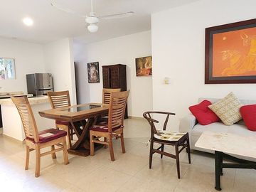 Renta Townhouse amueblado 2 Recamaras Sodzil