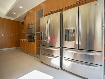 Casa  en Renta en Valle Real | 1,400m² Terreno y Gran Jardín