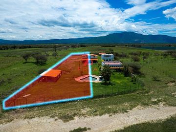 Terreno en venta en Villa Corona Jalisco a pie de Laguna ideal para inversión
