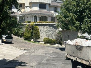 Oportunidad, hermosa Casa  en Paseos del Bosque, Naucalpan.