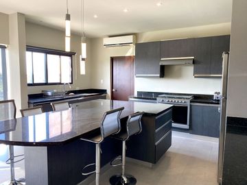 Departamento en renta amueblado en Atrium, Mérida