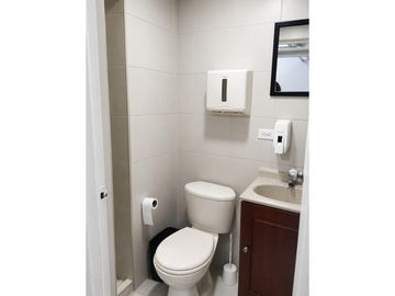 Oficina en Arriendo, Terminal del Sur,  Medellín 50 m2