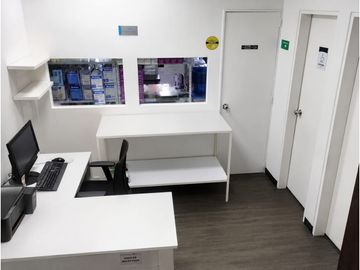Oficina en Arriendo, Terminal del Sur,  Medellín 50 m2