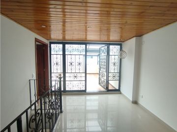 APARTAMENTO EN ARRIENDO GRANADA