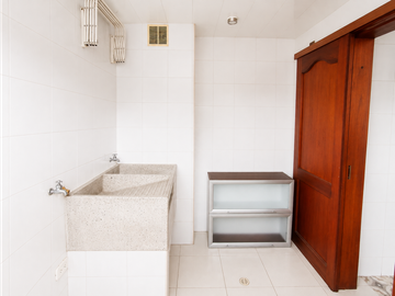 APARTAMENTO EN ARRIENDO GRANADA