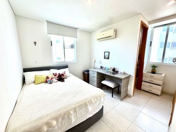 SE VENDE APARTAMENTO POR LA QUINTA DE SAN PEDRO ALEJANDRINO
