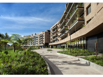 SE ARRIENDA APARTAMENTO EN ROSALES 213M2 - TERRAZA 81M2